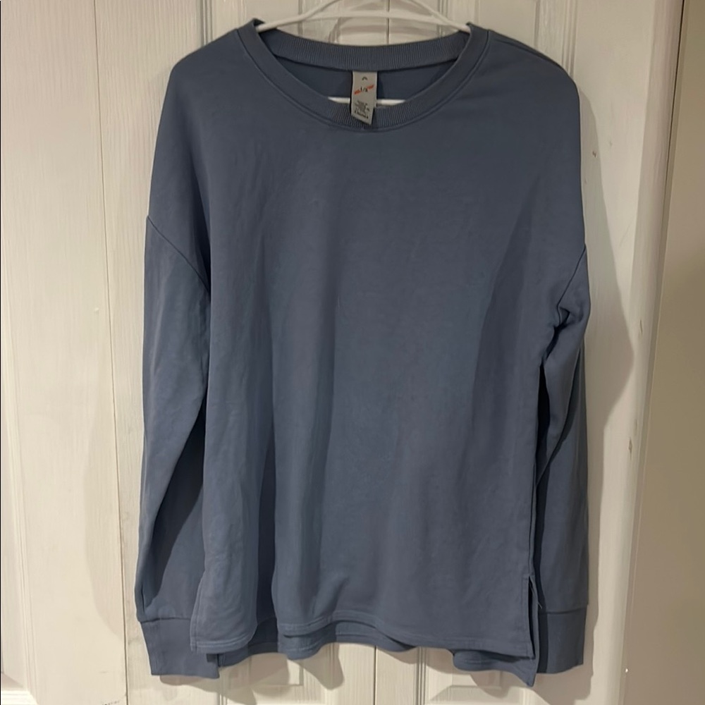 44- $8 start Blue Long Sleeve Crewneck Shirt